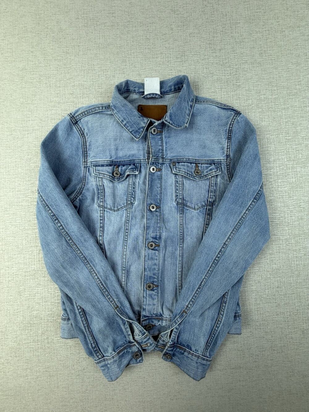 &Denim by H&M Men’s Medium Light Wash Blue Denim Trucker Jacket